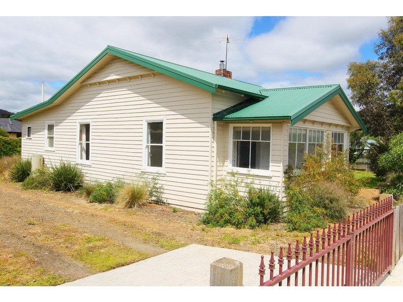46 Sale Street, Huonville TAS 7109