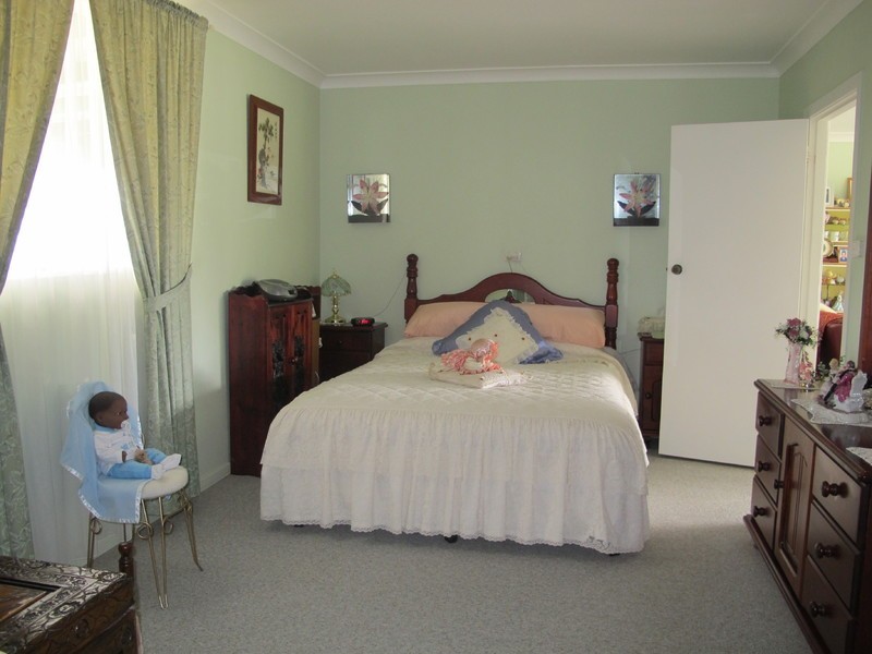 19 Newmans Rd, Woolgoolga NSW 2456