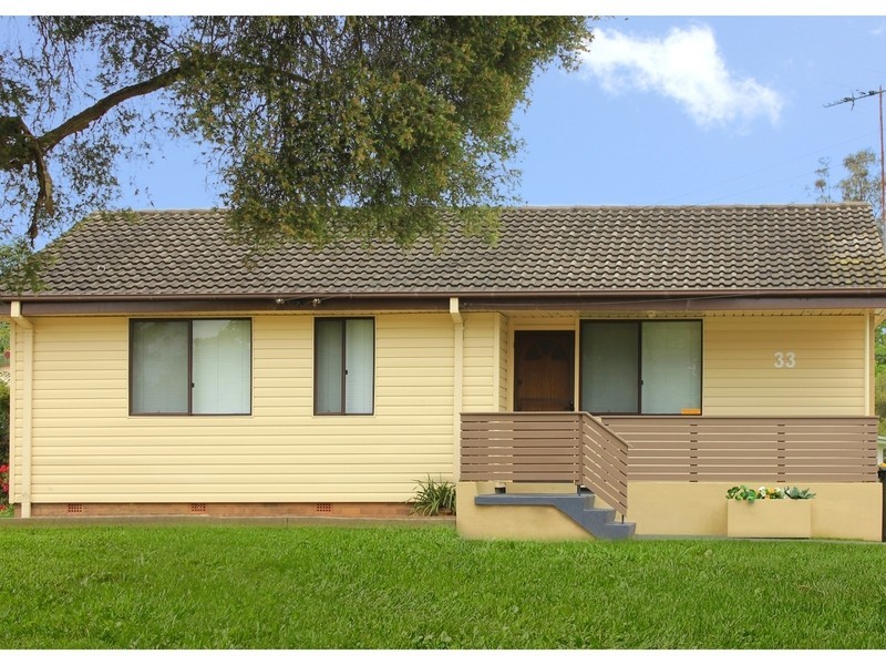 33 Feramin Ave, Whalan NSW 2770