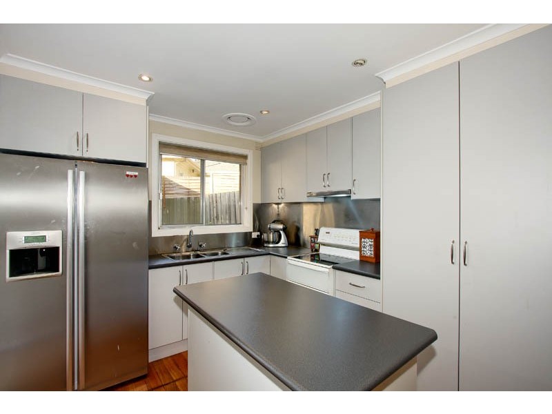 4/8 Neil St, Heathmont VIC 3135