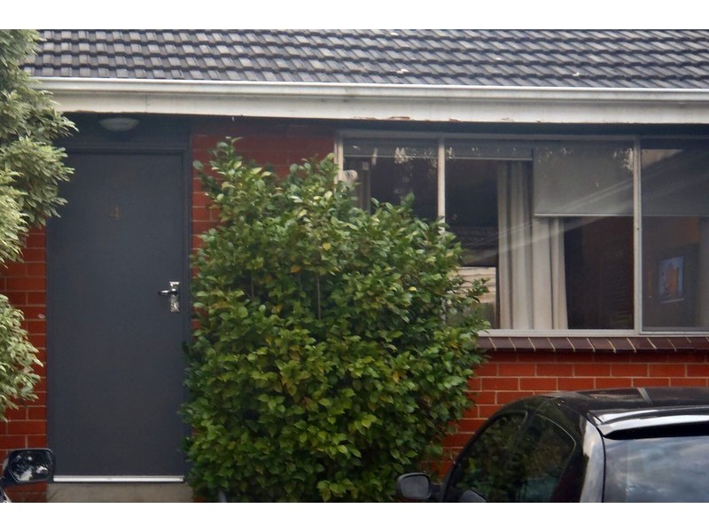 4/8 Neil St, Heathmont VIC 3135