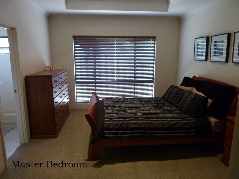 3 Waratah Circle, Halls Head WA 6210