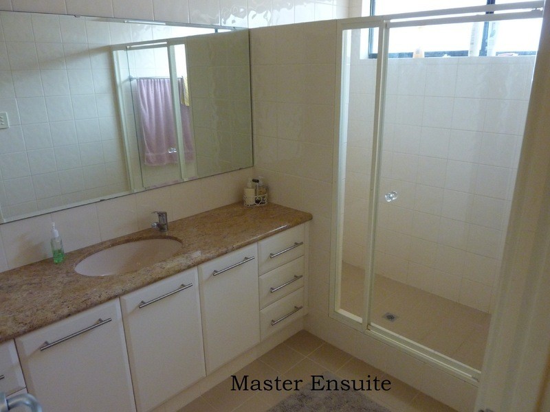 3 Waratah Circle, Halls Head WA 6210