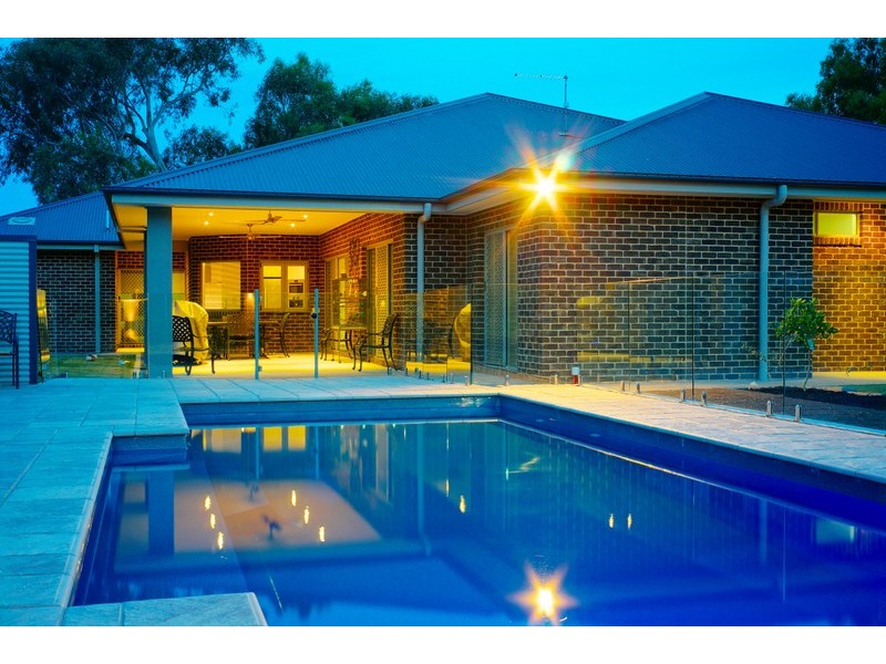 39 Kingfisher Court, East Albury NSW 2640