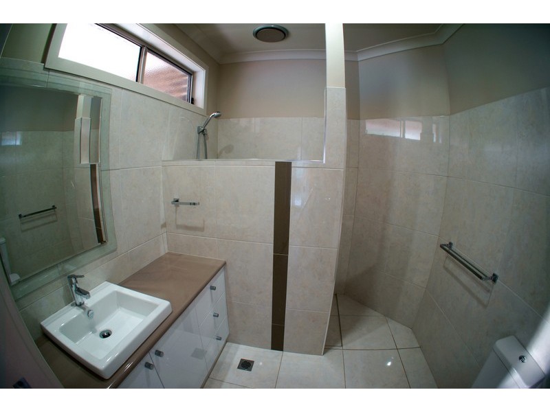 39 Kingfisher Court, East Albury NSW 2640