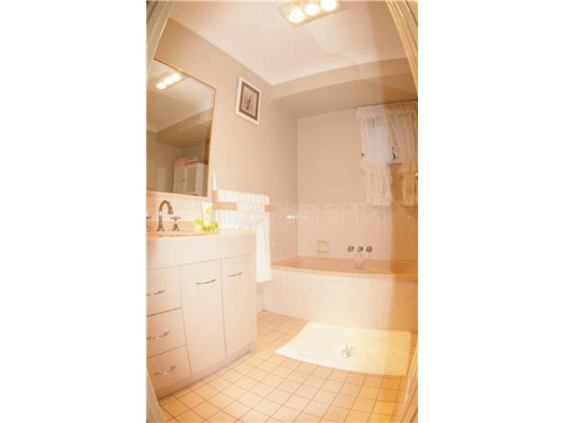 9 Stamp Street, Deception Bay QLD 4508