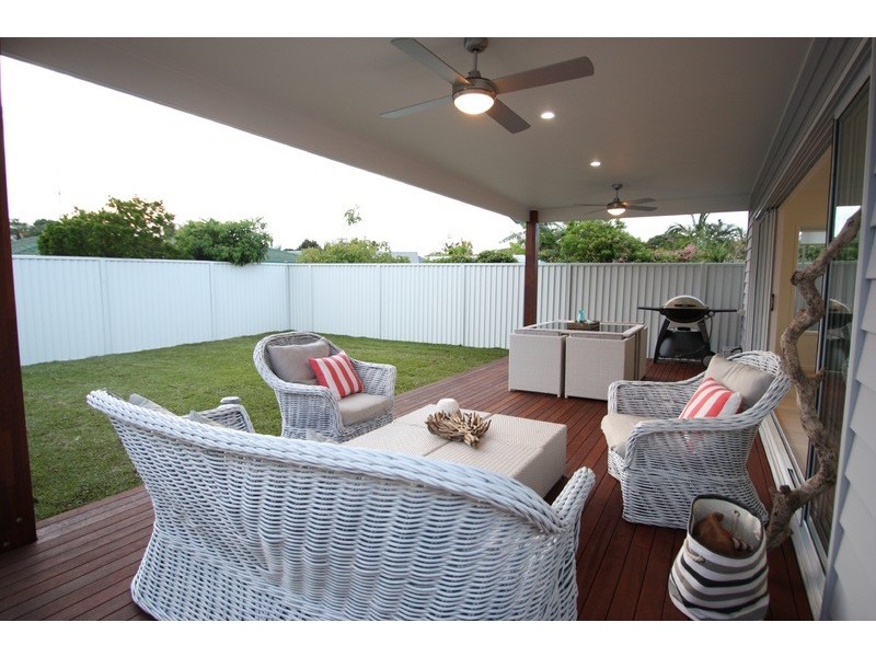 70 Albion Avenue, Miami QLD 4220