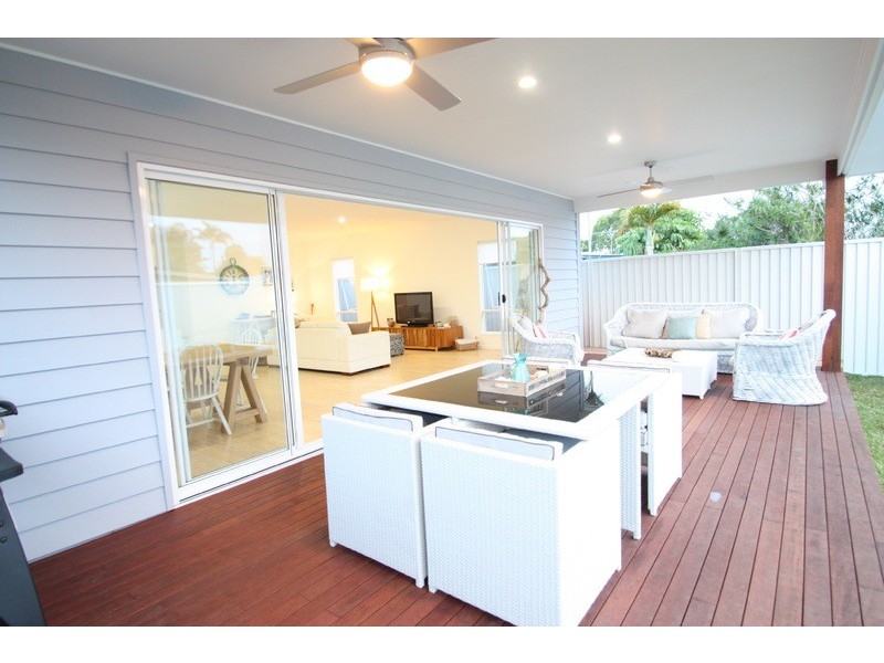 70 Albion Avenue, Miami QLD 4220
