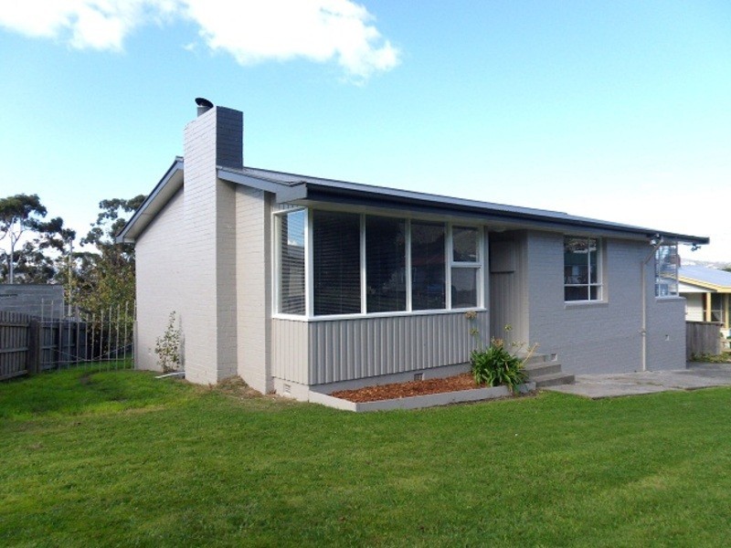 1 Yoora Street, Berriedale TAS 7011