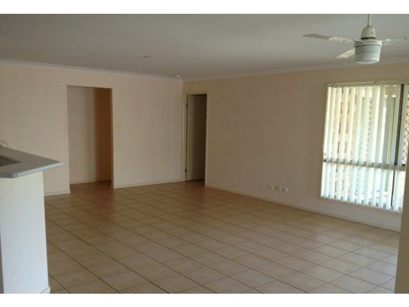 18 Bedivere Drive, Ormeau QLD 4208