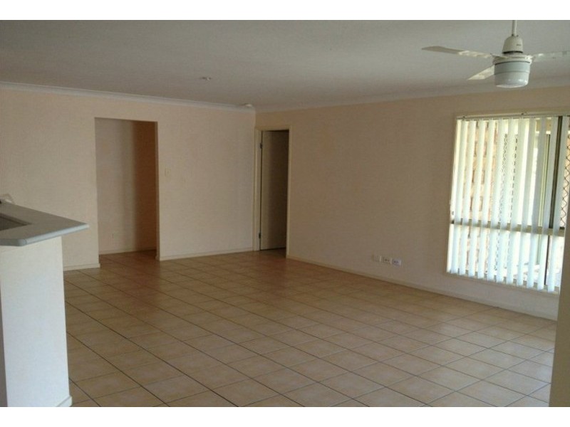 18 Bedivere Drive, Ormeau QLD 4208