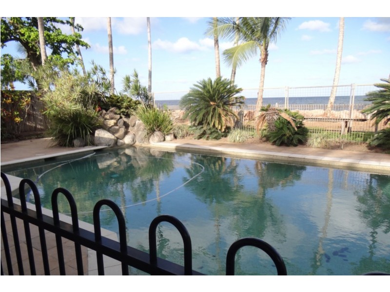14 Feldt Street, Flying Fish Point QLD 4860