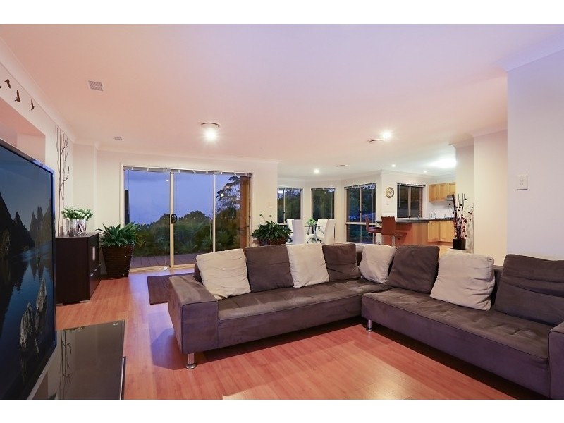 77 Bateke Road, Tamborine Mountain QLD 4272