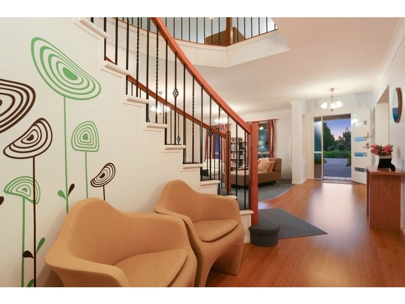 77 Bateke Road, Tamborine Mountain QLD 4272