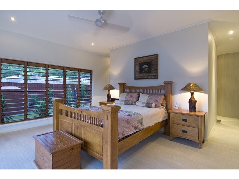 1 Wirrega Close, Caravonica QLD 4878