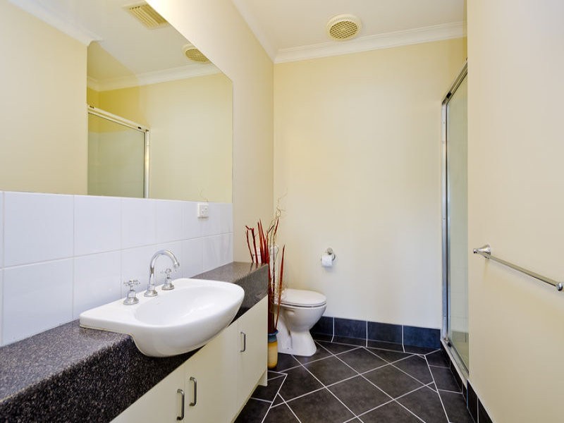 11 Farrell Court, Williamstown VIC 3016