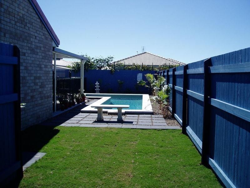 5 Pennant Drive, Point Vernon QLD 4655