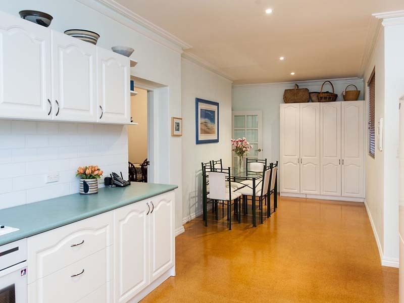 17 Kingsland Avenue, City Beach WA 6015