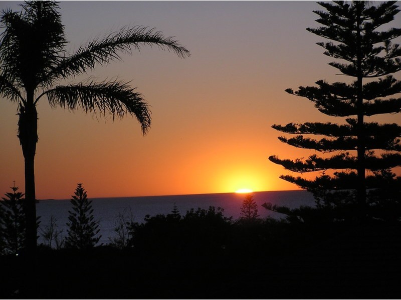 17 Kingsland Avenue, City Beach WA 6015