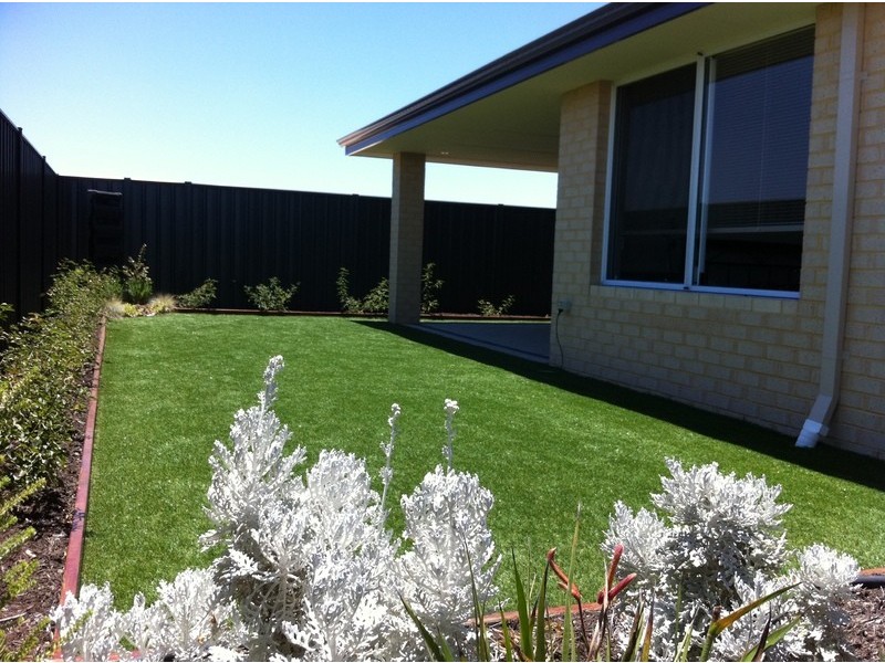 19 Sawtooth Bend, Banksia Grove WA 6031