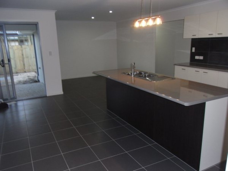10 Wisteria Crescent, Sippy Downs QLD 4556