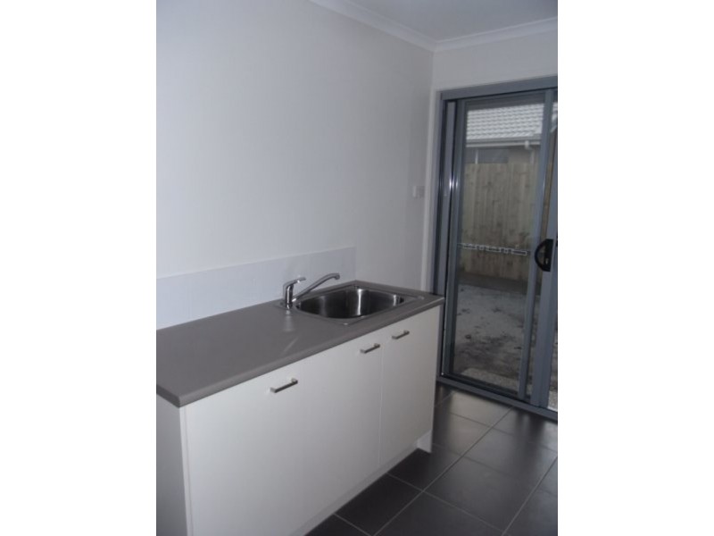 10 Wisteria Crescent, Sippy Downs QLD 4556