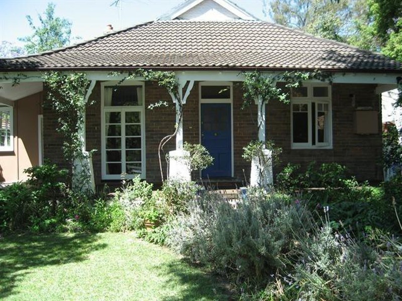 10  Cowan Rd, Mount Colah NSW 2079