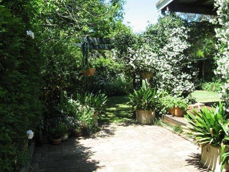 10  Cowan Rd, Mount Colah NSW 2079