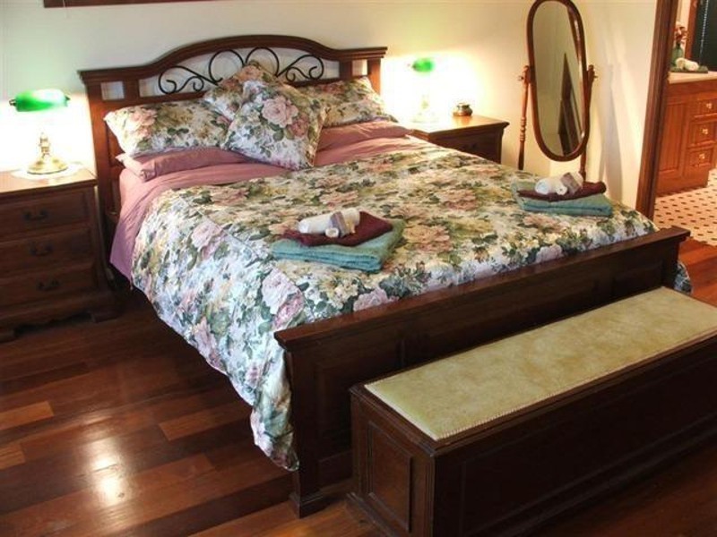 1 Lansdowne Rise, Maleny QLD 4552