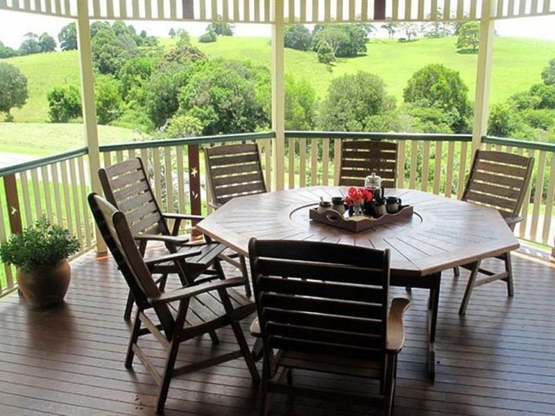 1 Lansdowne Rise, Maleny QLD 4552