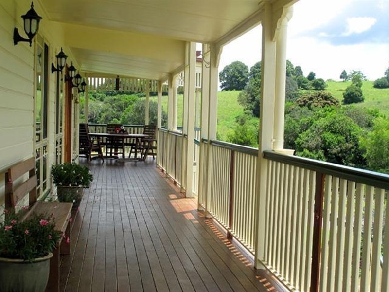 1 Lansdowne Rise, Maleny QLD 4552