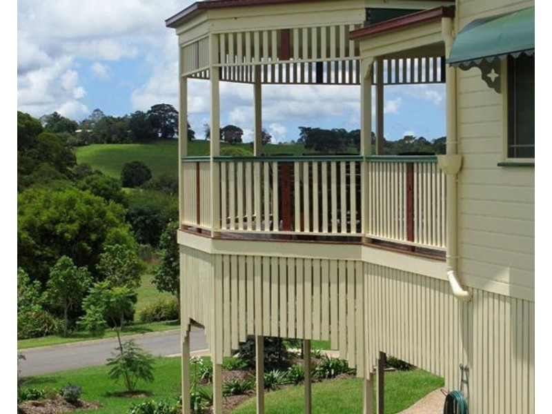 1 Lansdowne Rise, Maleny QLD 4552