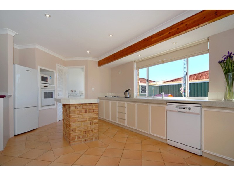 56 Sylvan Crescent, Leeming WA 6149