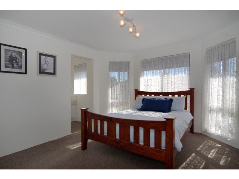 56 Sylvan Crescent, Leeming WA 6149