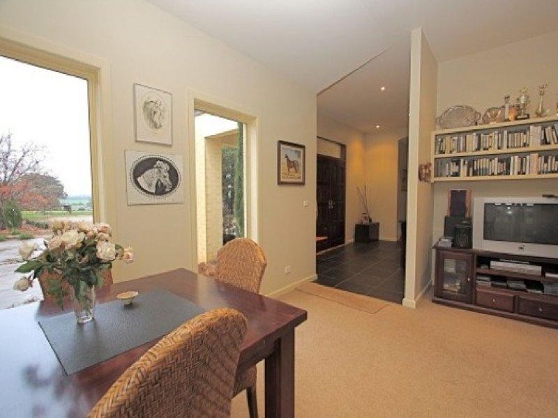 269 Williamsons Road, Warragul VIC 3820