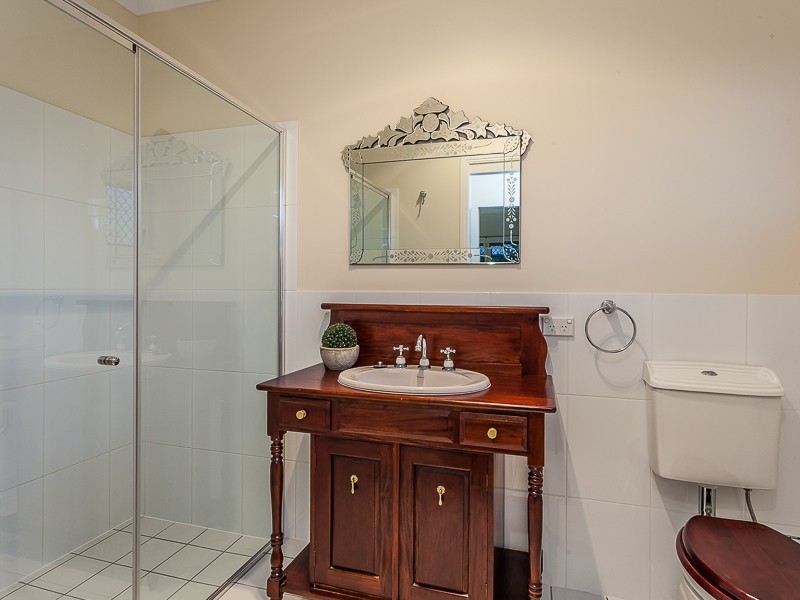 115 Hall Road, Elimbah QLD 4516