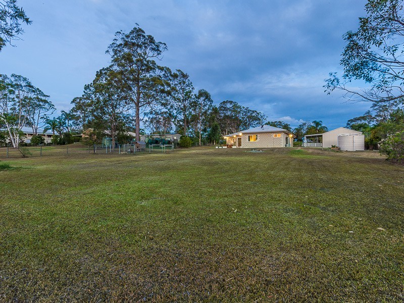 115 Hall Road, Elimbah QLD 4516