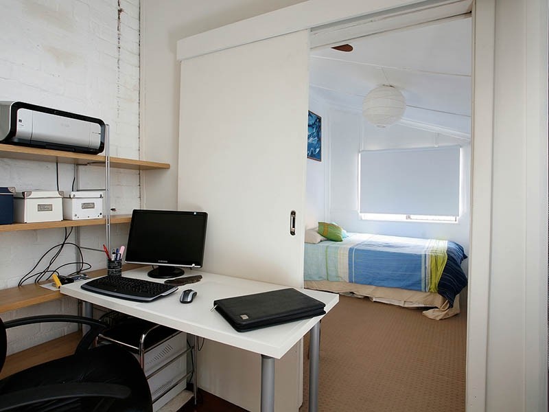 12 Yalgoo Ave, White Gum Valley WA 6162