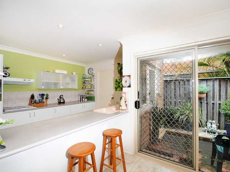 28 Ballerina Street, Burleigh Waters QLD 4220