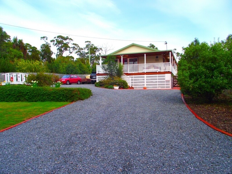 94 Sunset Boulevard, Clarence Point TAS 7270