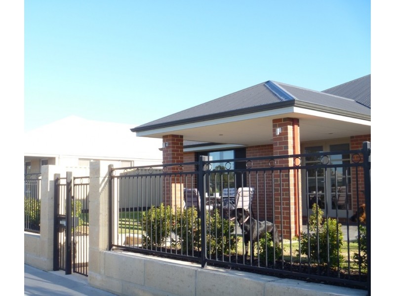 14 Starlite Bend, Dalyellup WA 6230