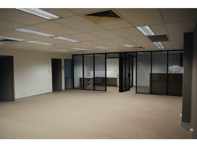 Unit 3/11 Parkview Street, Milton QLD 4064