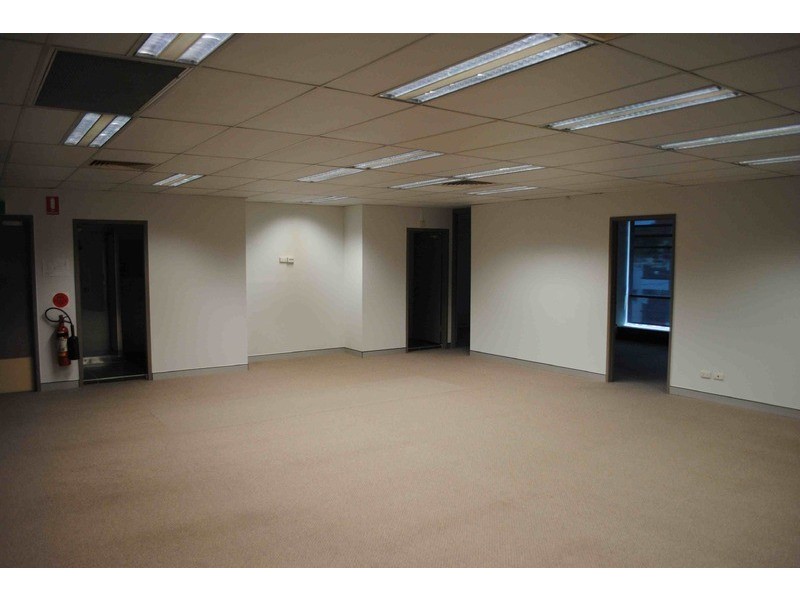 Unit 3/11 Parkview Street, Milton QLD 4064