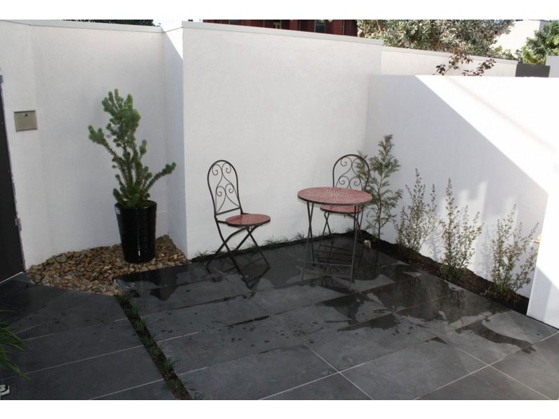 1/74 Stokes Street, Port Melbourne VIC 3207