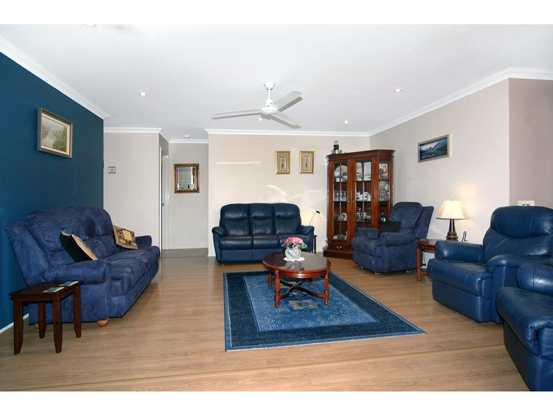 76 Somerville Drive, College Grove WA 6230