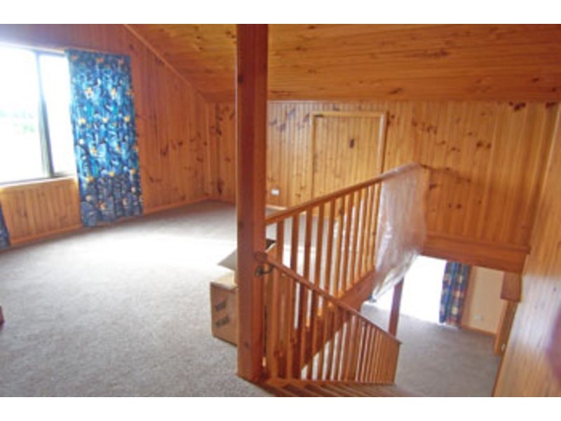 1 Little Quiggins St, Waratah TAS 7321