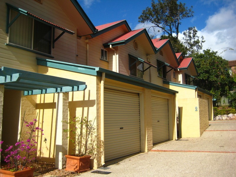 4/10 Broomfield Street, Taringa QLD 4068