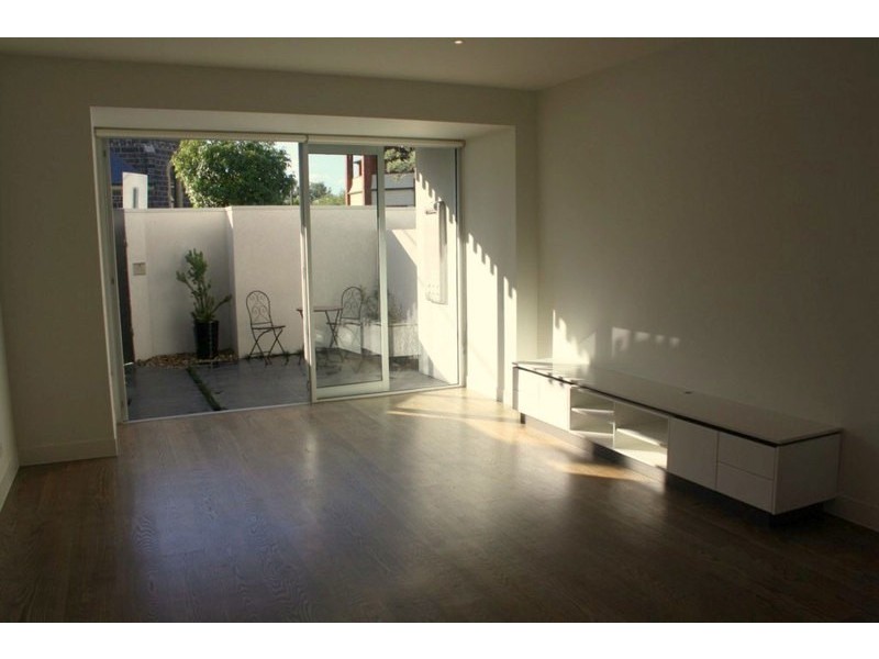 1/74 Stokes Street, Port Melbourne VIC 3207