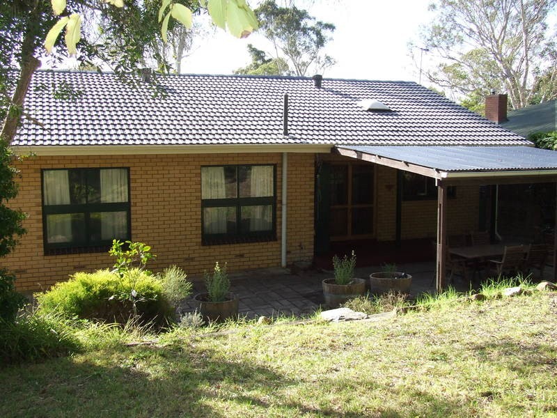 6 Peewit Ave, Glenalta SA 5052