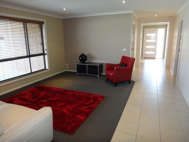 26 Rivergum Drive, East Albury NSW 2640